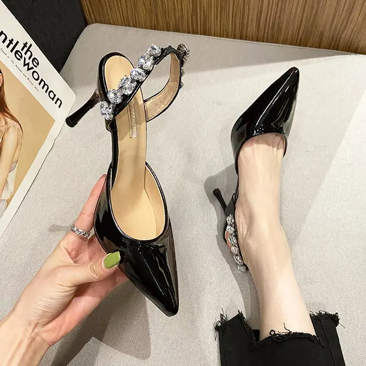 

2022 New Exquisite Mid-heel Women's Summer Korean Fashion High-heeled Pointed Toe Hollow Stiletto Stiletto Women's Sandals