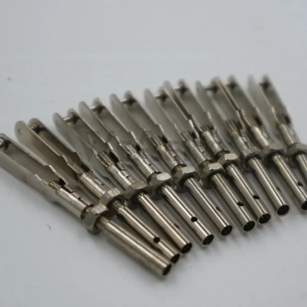 Фото 10 шт. * D3mm металлический Клив с полым валом M3xL33mm №4