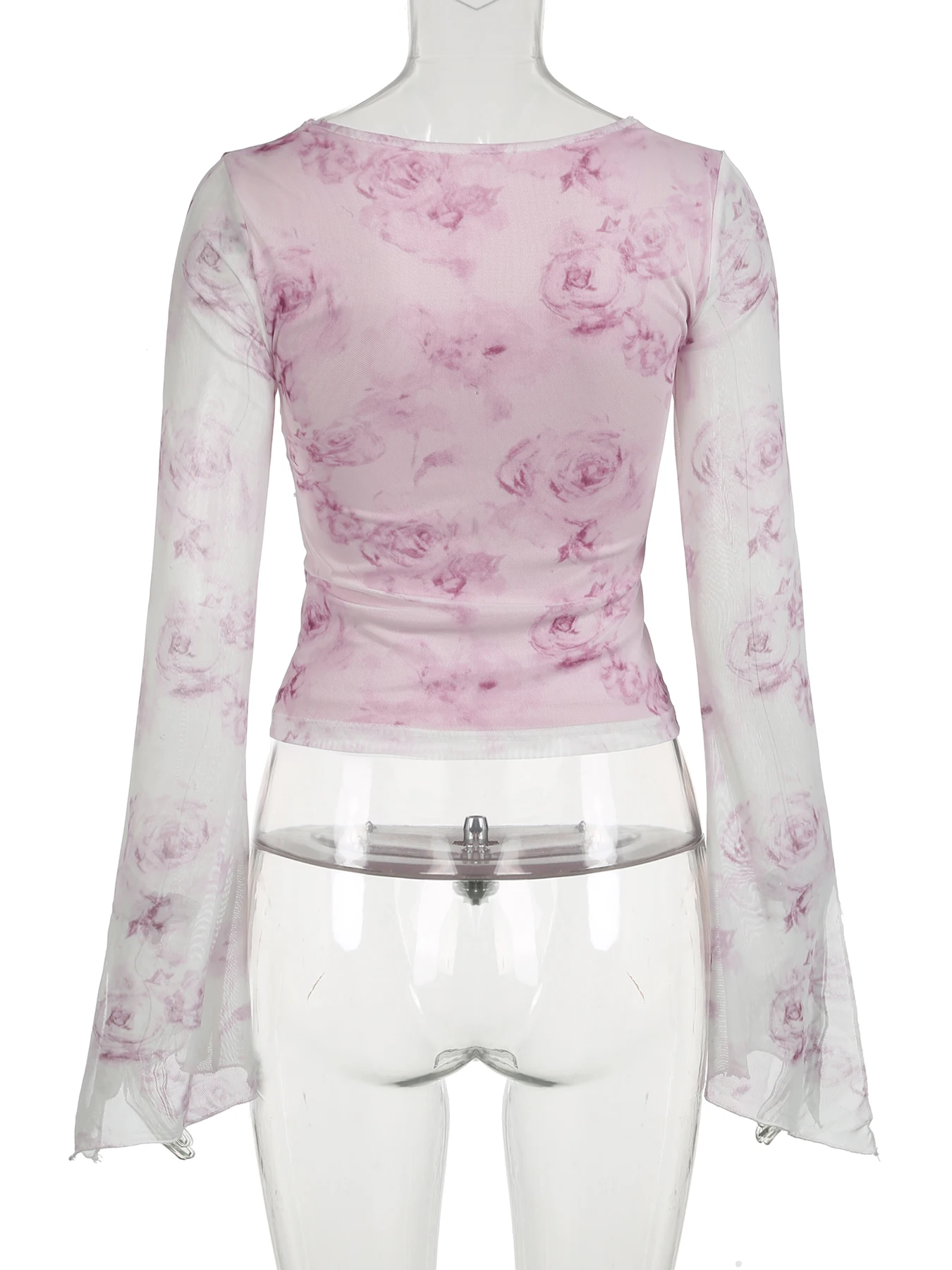 Футболка с принтом в сеточку