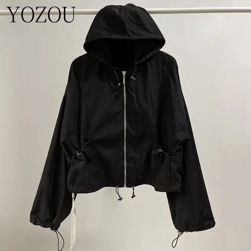 

[YOZOU] осеннее тонкое черное свободное Укороченное пальто-карго с капюшоном Gorpcore, куртки на молнии, уличный Топ, Женская ветровка