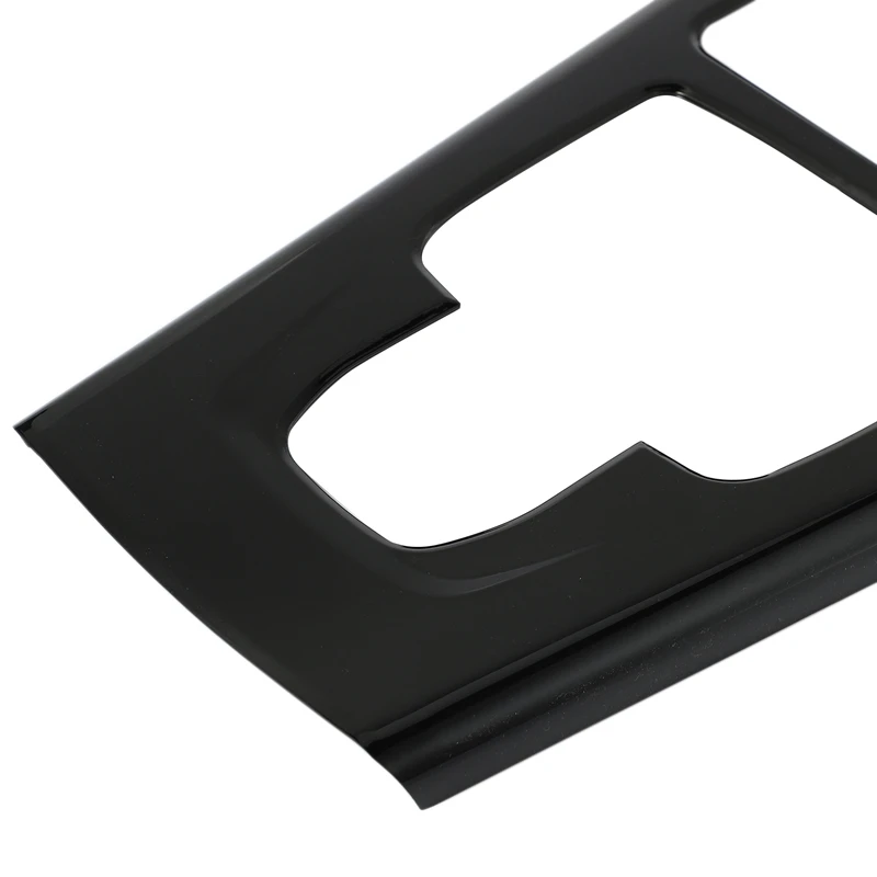 Глянцевая черная защитная рамка для центральной панели автомобиля Mercedes W177 CLA C118