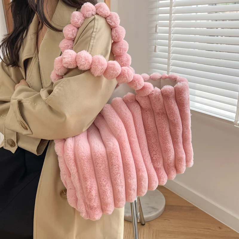 

High-capacity Soft Tote Bags for Women 2023 Winter Korean Fashion Faux Fur High Quality Handbags