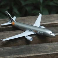 australia jetstar airlines airplane alloy diecast model 15cm world aviation collectible souvenir ornament miniature