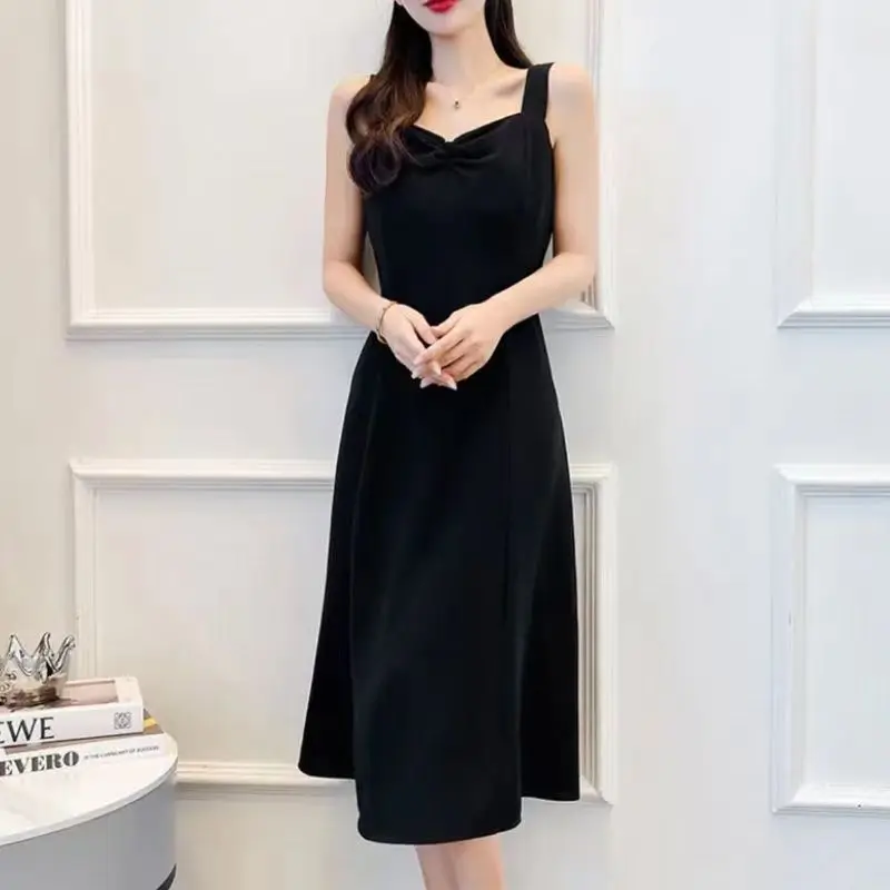 Женское винтажное платье-миди с V-образным вырезом