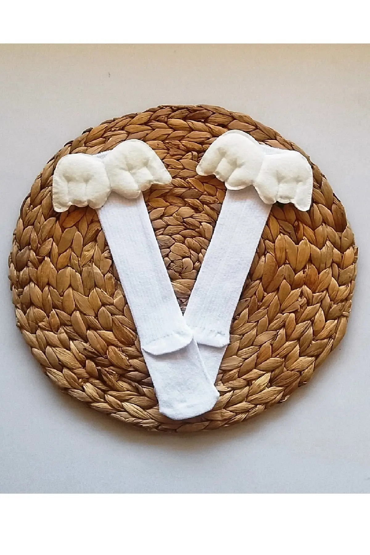 

Angel winged girl baby white knee socks underwear