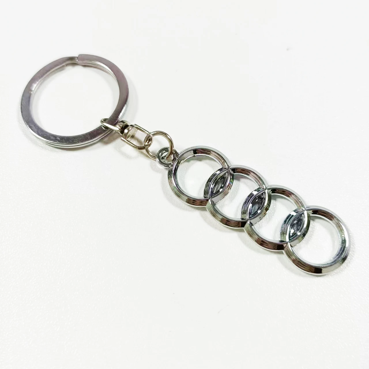 Брелок Audi 4-кольца логотип эмблема брелок из цинкового сплава значок украшения