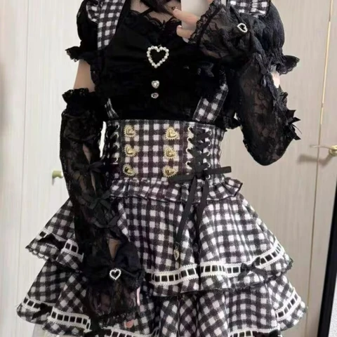 UVRCOS Платье и шорты в готическом стиле