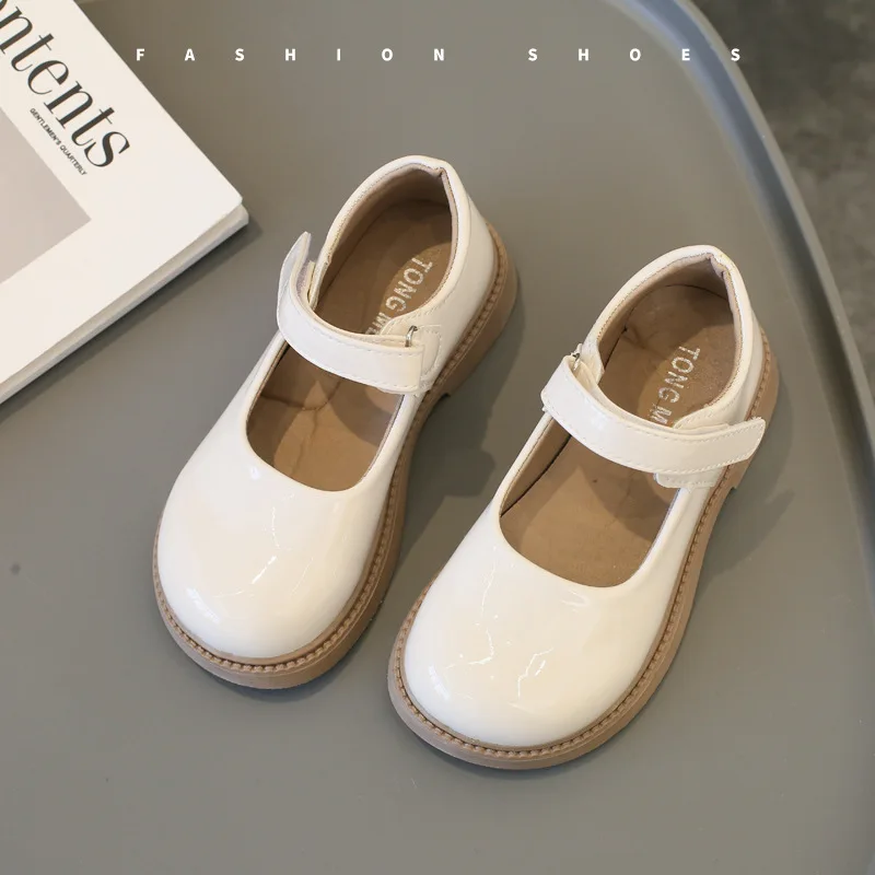 

Кожаные туфли с мягкой подошвой для девочек, новинка весны 2023, черные детские туфли принцессы на плоской подошве, повседневные Детские Туфли Мэри Джейн, 26-36