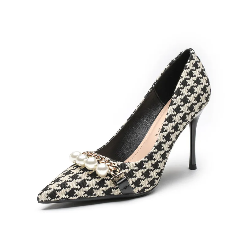 

Women's shoes Pointed high heels stiletto heel winter all-match metal chain shallow mouth pearl fashion color matching shoes