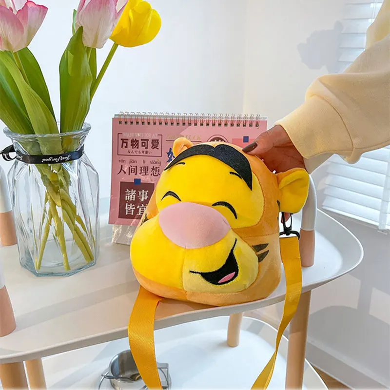 Smiling Tiger Plush Crossbody Bag cute funny small Shoulder Bag Warm Fluffy Mobile Phone Pouch Ladies Travel Purses