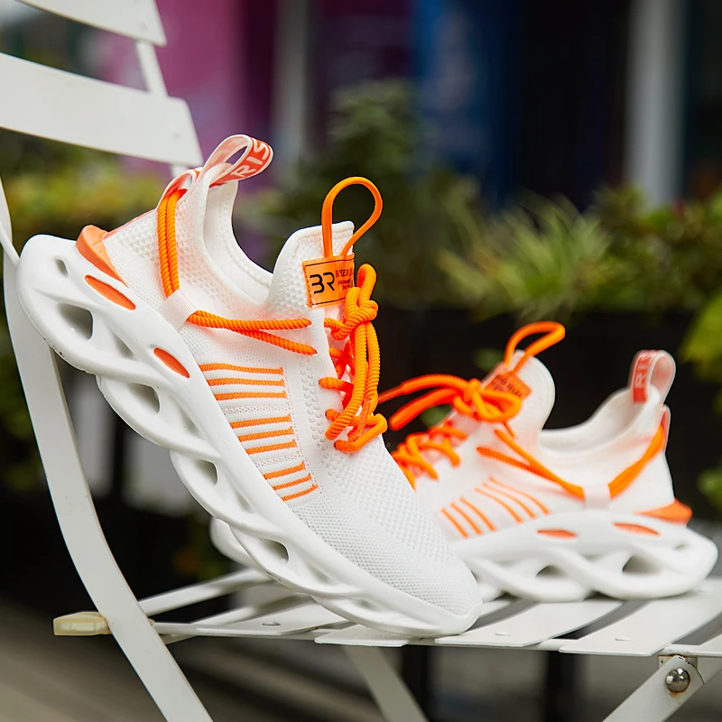 All Season Unisex Sneakers Fashion Mens Womens High Quality Sports Shoes Tennis Running Shoes