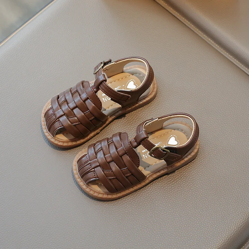 Модные детские пляжные туфли с вырезами плетеные стильные повседневные