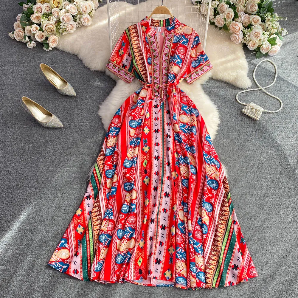 

Ladies Embroidered V-Neck Waist Slim A-Line Vacation Beach Dress