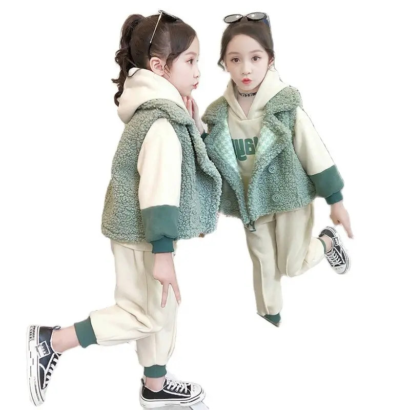 

Зимний комплект детской одежды, повседневный спортивный костюм для девочек, жилет с наполнителем с лацканами + пуловер + спортивные штаны дл...