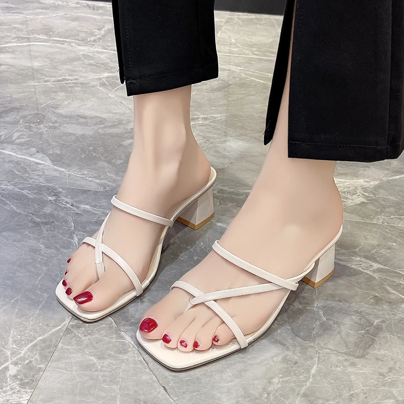 

Модные женские сандалии, универсальные удобные элегантные летние шлепанцы на квадратном каблуке, кожаные женские шлепанцы на шнуровке