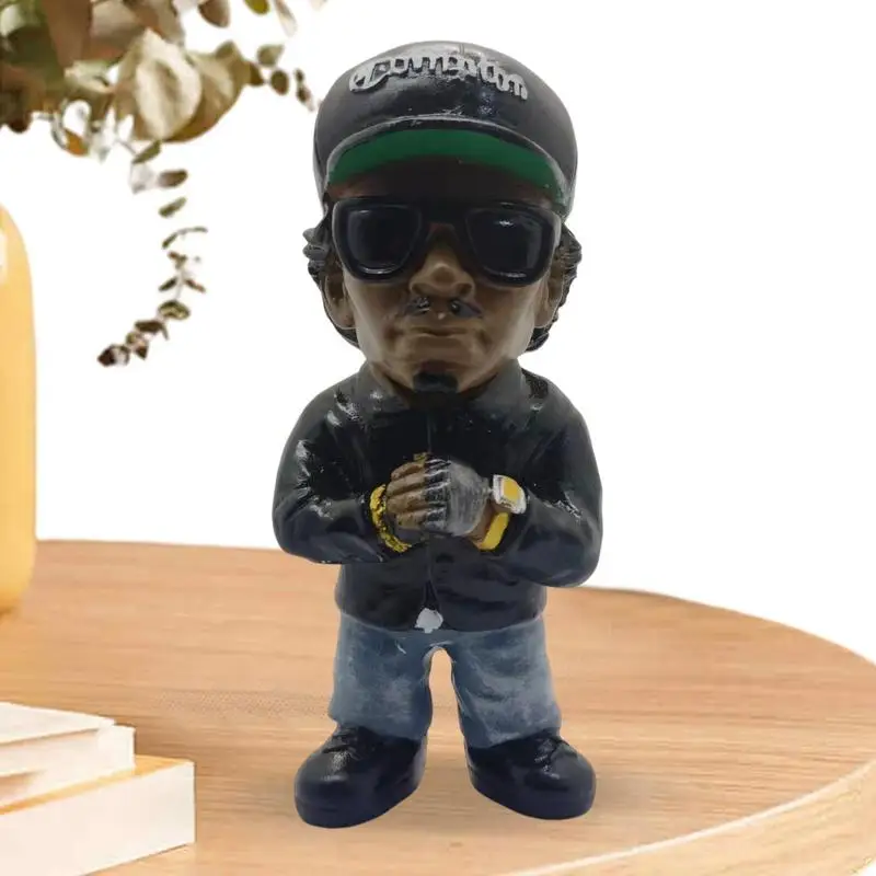 S Popular Rapper Star Characters Memorial Model