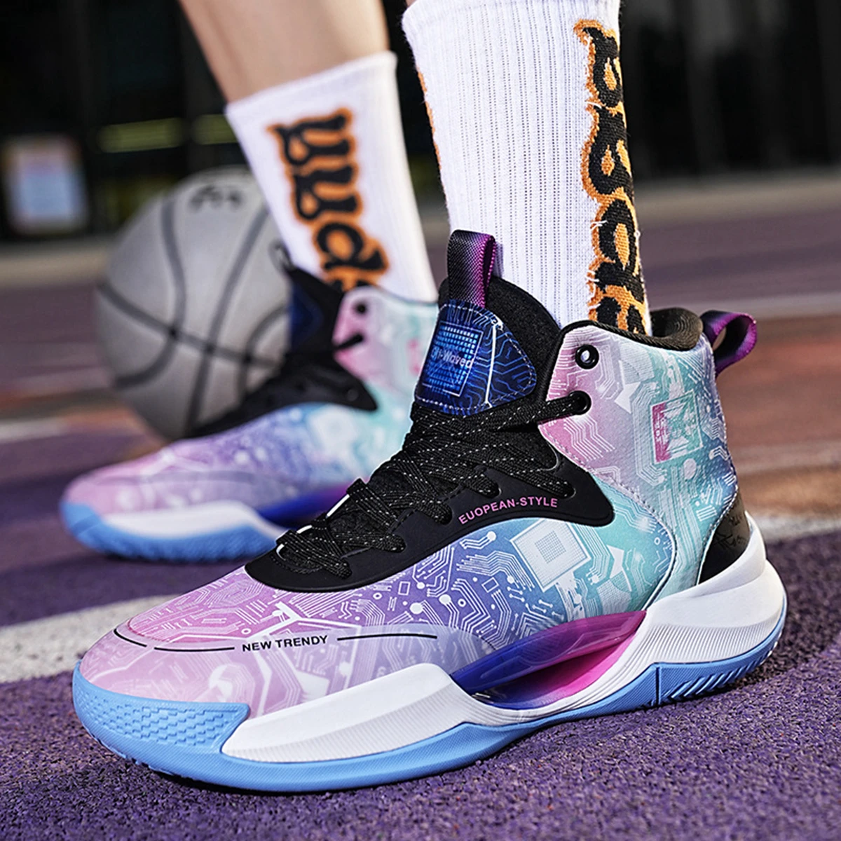 

Men's Shoes In Winter New Chinese Style Practical High-top Basketball Shoes Light Shock Absorption Student Running Tide Shoes