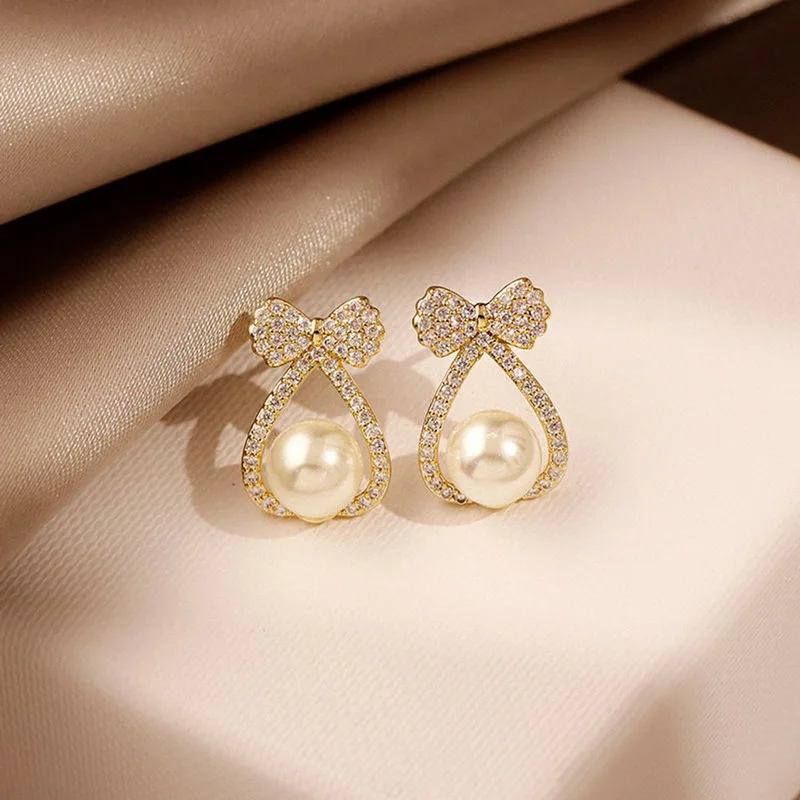 

Girls Sweet Rhinestone Bowknot Earrings Shiny Simulated-pearls Piercing Baroque Studs Earring