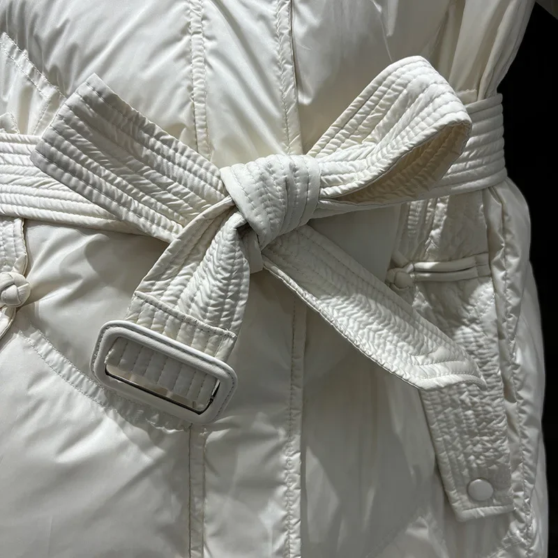 Зимнее женское пуховое пальто с капюшоном