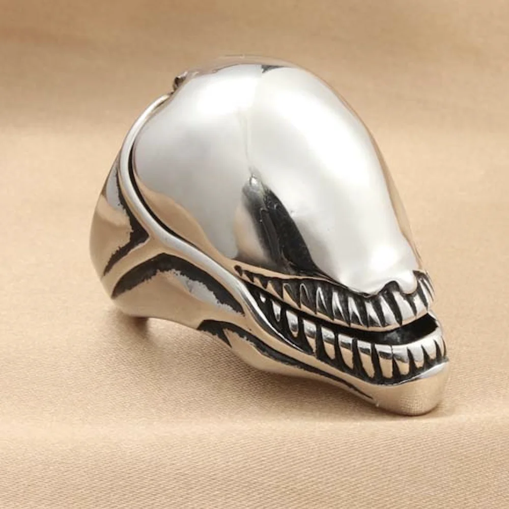 

European and American fashion jewelry shark head ring for men, retro accessories domineering stainless steel trendy men's rings