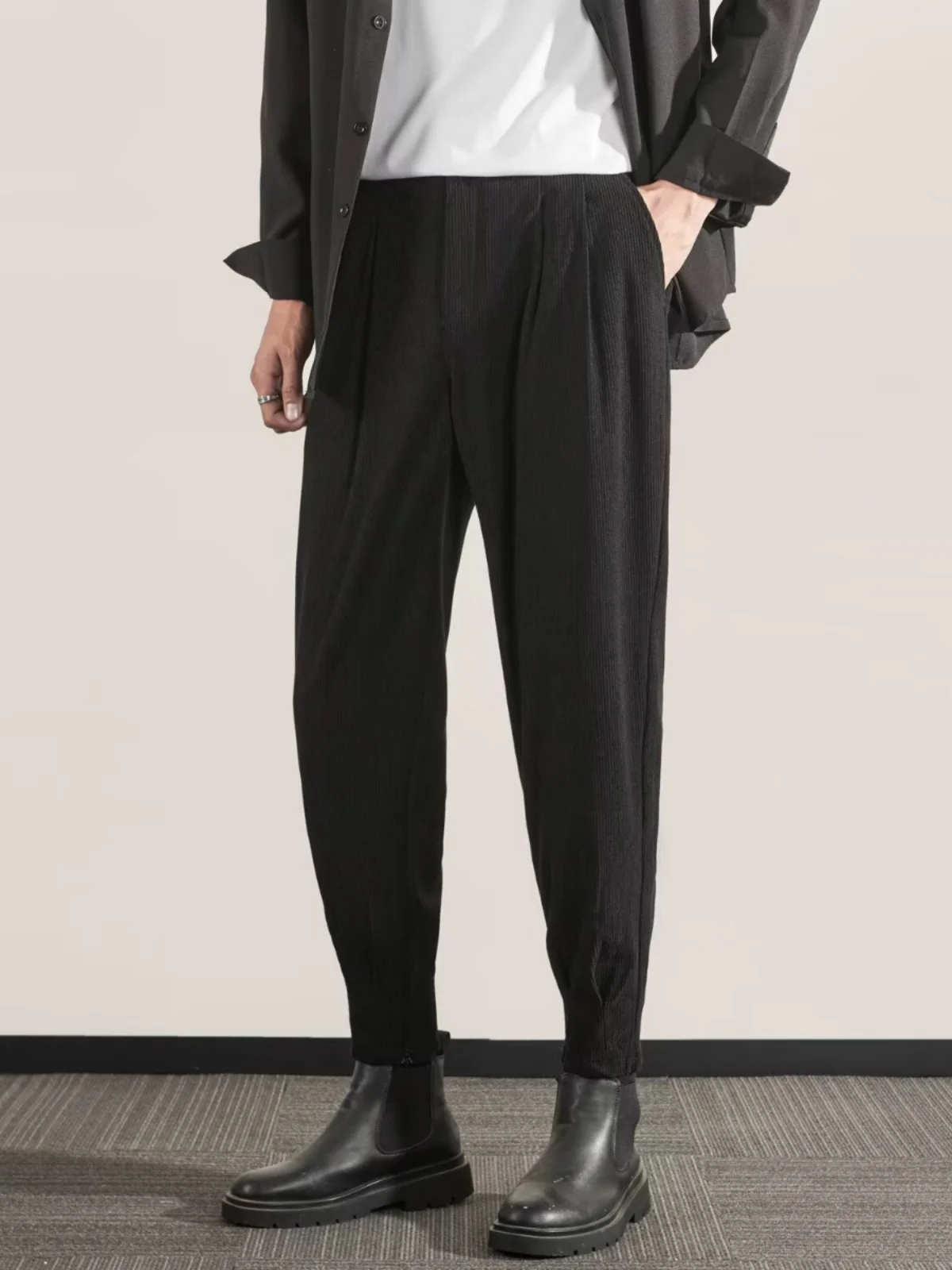 Spring and Autumn New Corduroy Pants Men's Harlan Casual Radish Design Sense Suit trousers TikTok Same Sle Ankle-Tied...