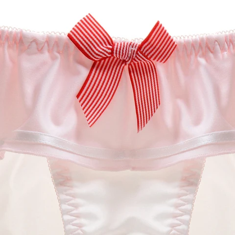 Жапон әйелдерінің трусисыз бейнелері