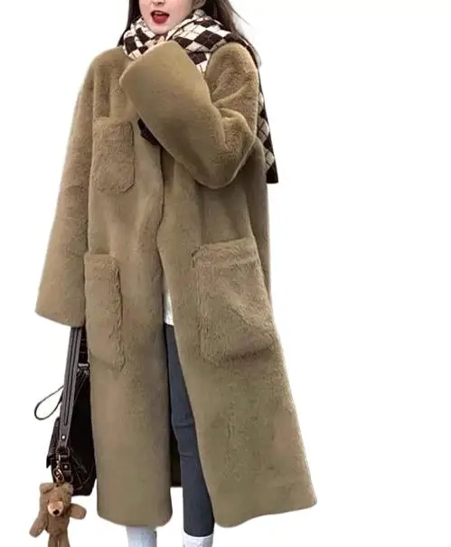 Зимняя женская одежда 2023