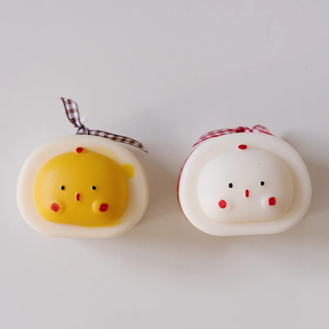 

Силиконовая 3D форма маленького цыпленка для самостоятельного изготовления Ароматических Свечей Q Bomb пухлые милые лечебные украшения для м...