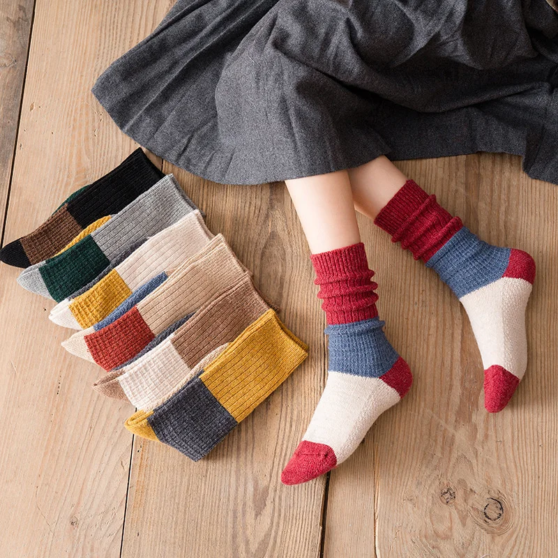 

Женские хлопковые носки, модные осенне-зимние носки, 1 пара, теплые цветные длинные носки в стиле пэчворк, женские высококачественные носки ...