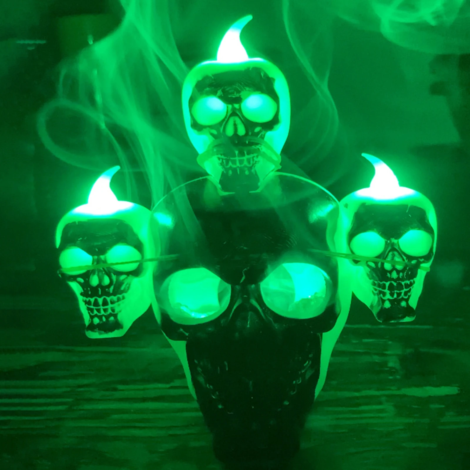 

Halloween Horror Skull Light LED Candle Light With Sandalwood Smoke Festival Bar Home Party Decor Masquerade Parties Ornament