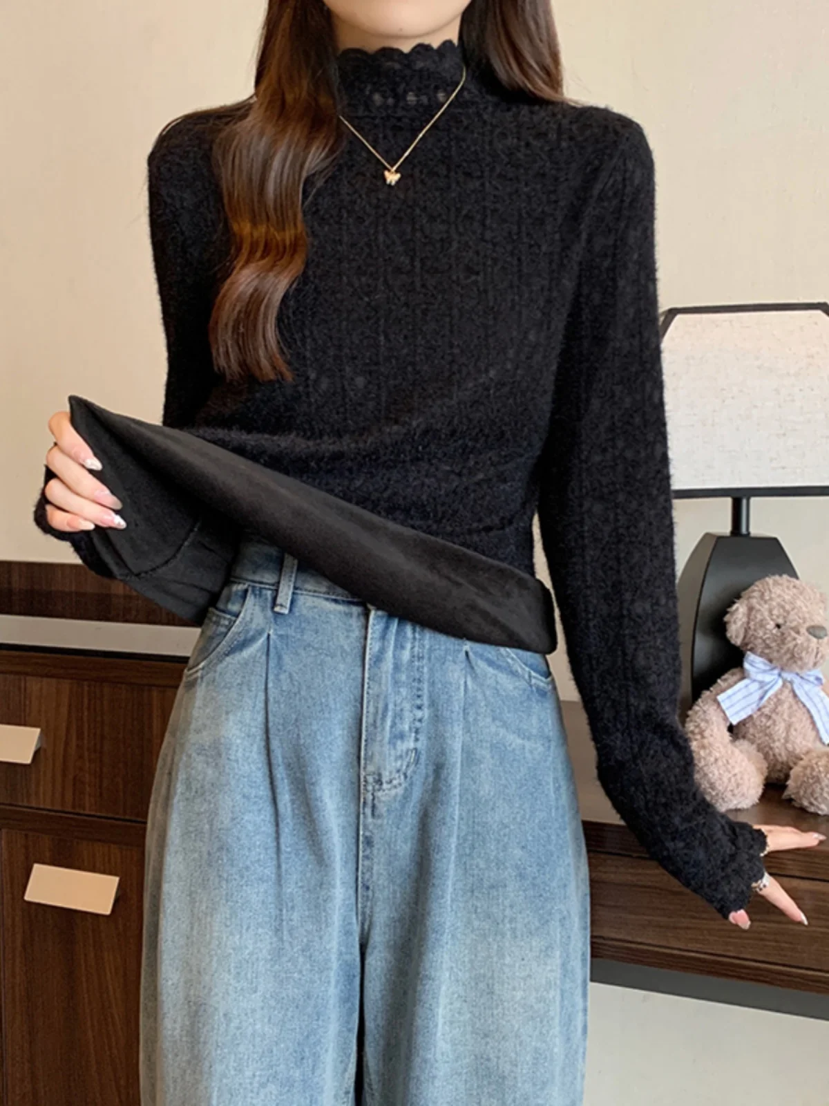 Рубашка больших размеров с кружевным низом и полувысоким воротником