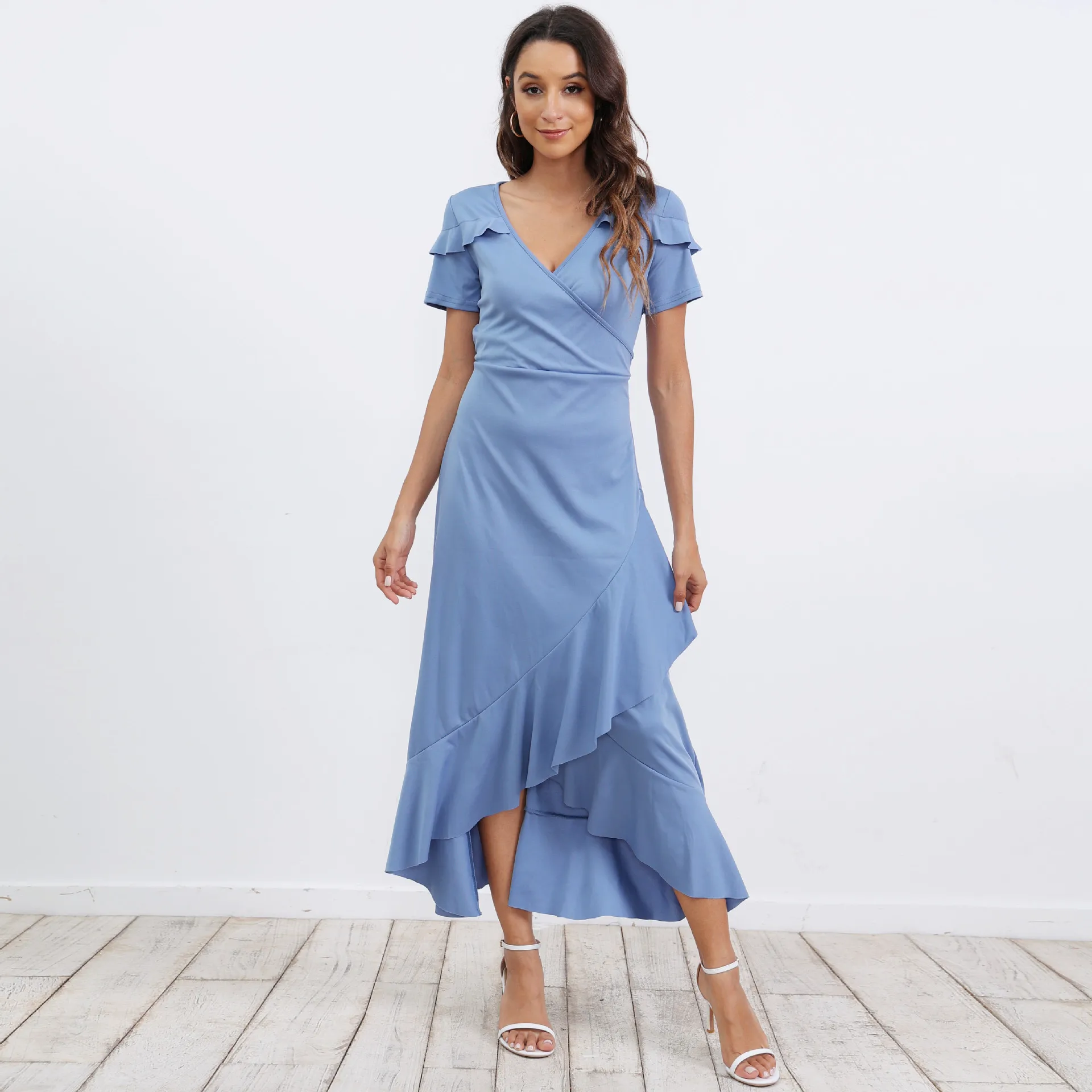 

Платье-годе женское с V-образным вырезом и коротким рукавом