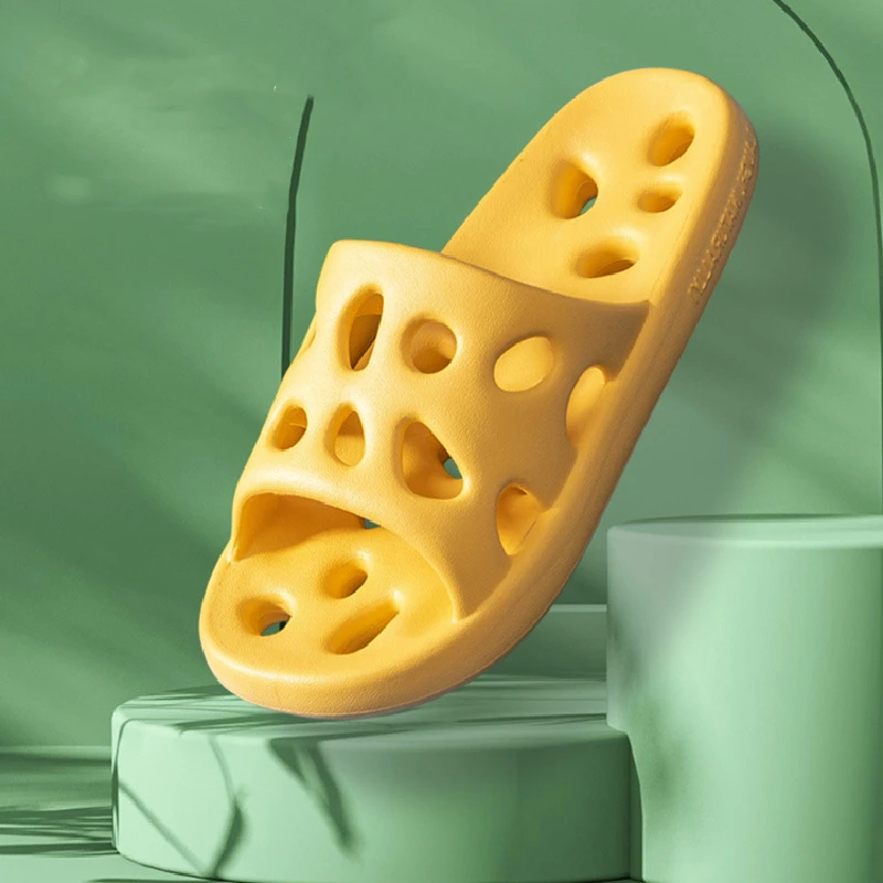 Summer Soft Sole Mute Slippers Bathroom Shower Non-slip Anti-odor Drain Shoes Multicolor Option Women Men Couple Home Slippers