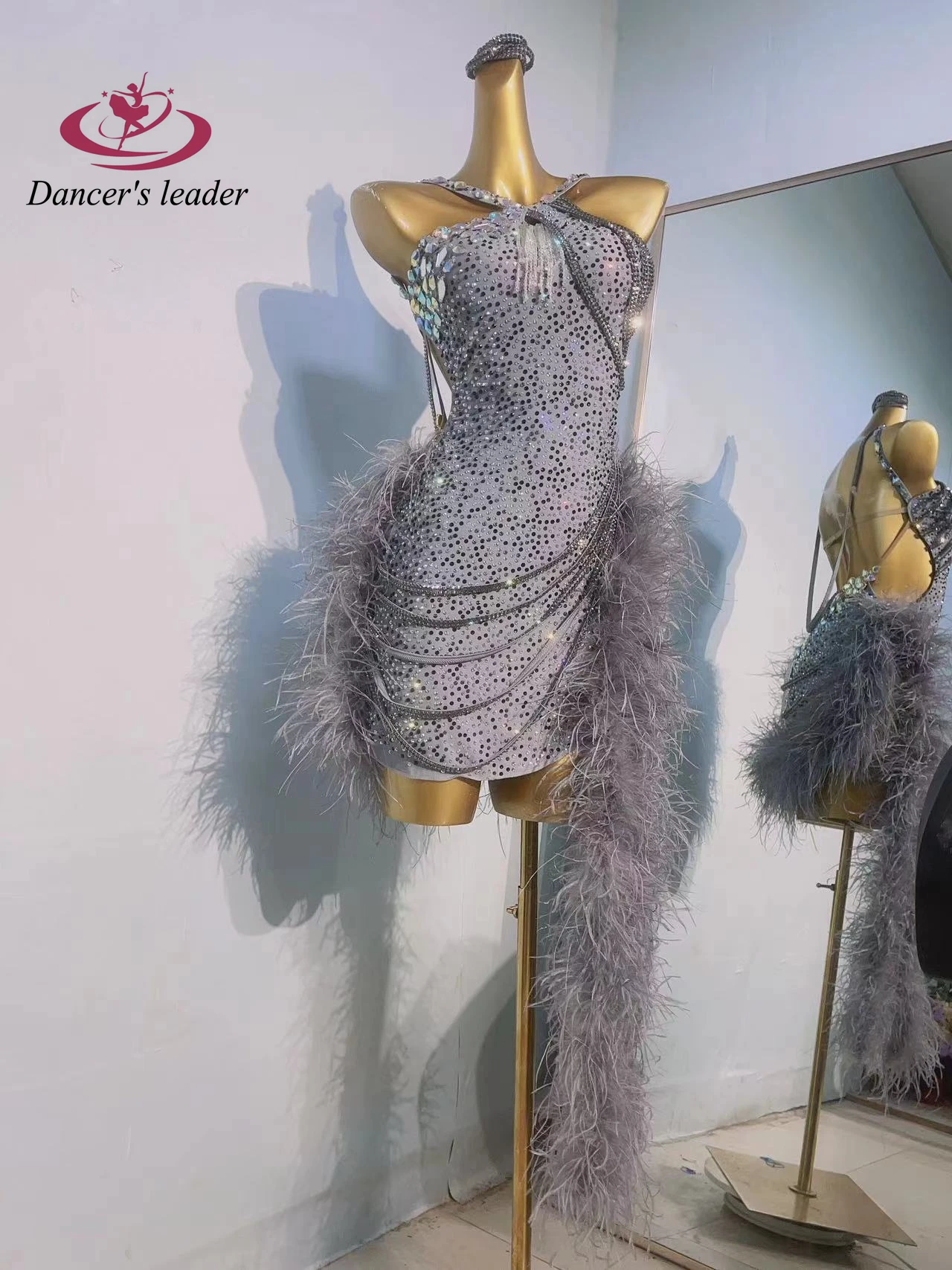 Женское платье для латиноамериканских танцев Эксклюзивное Платье с пушистым