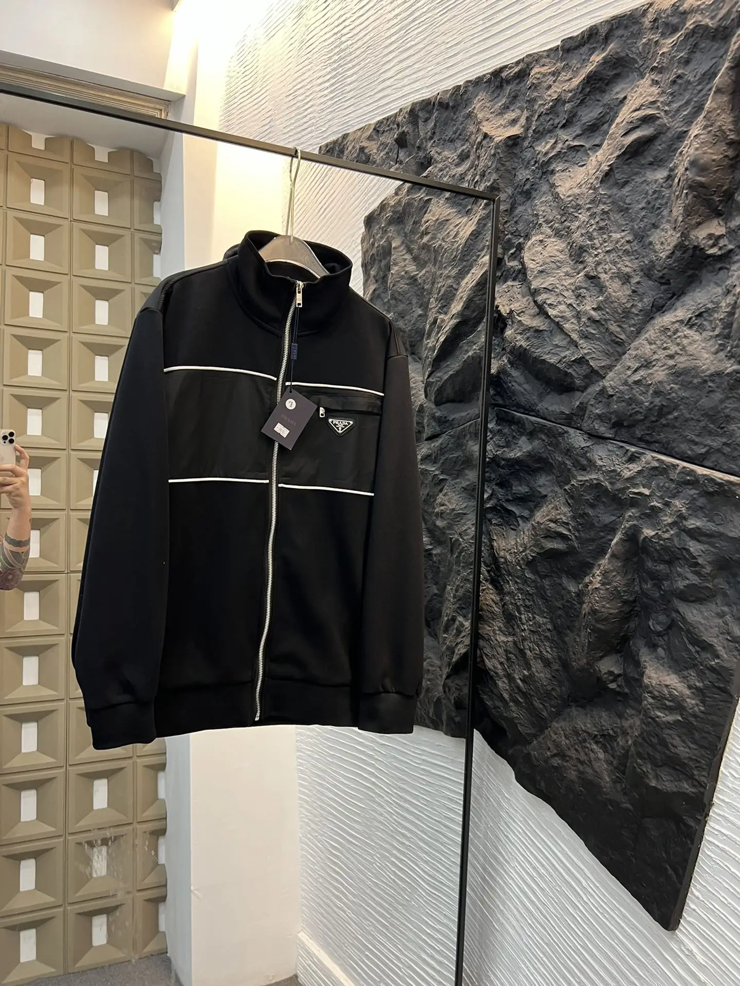 Куртки PRADA ткань высокого качества против морщин комфортный дышать Мода Тонкая
