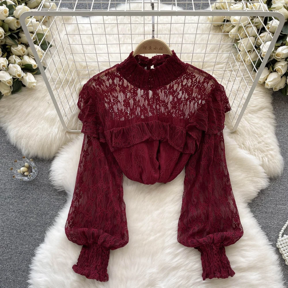 

Осенняя дизайнерская нишевая кружевная свободная пикантная блузка с высоким воротником