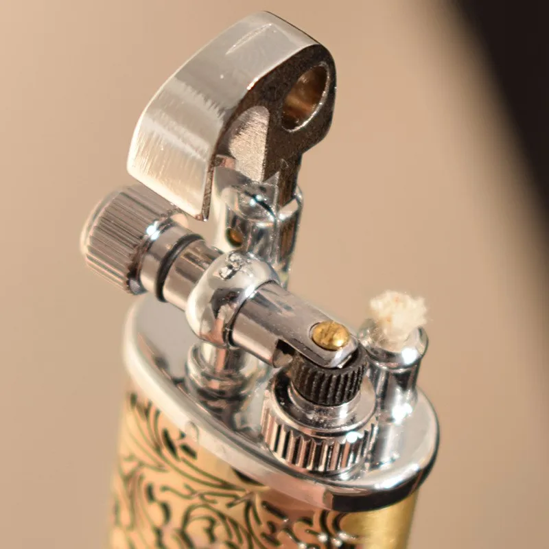 Винтажная керосиновая зажигалка с шлифовальным круглым кольцом