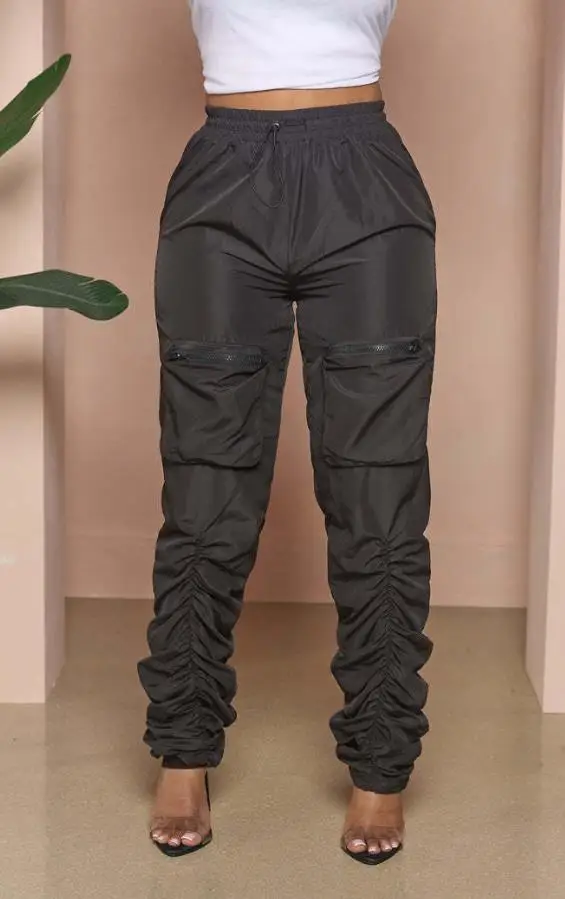 Рисунок 6 - Женские длинные брюки-карго с карманами