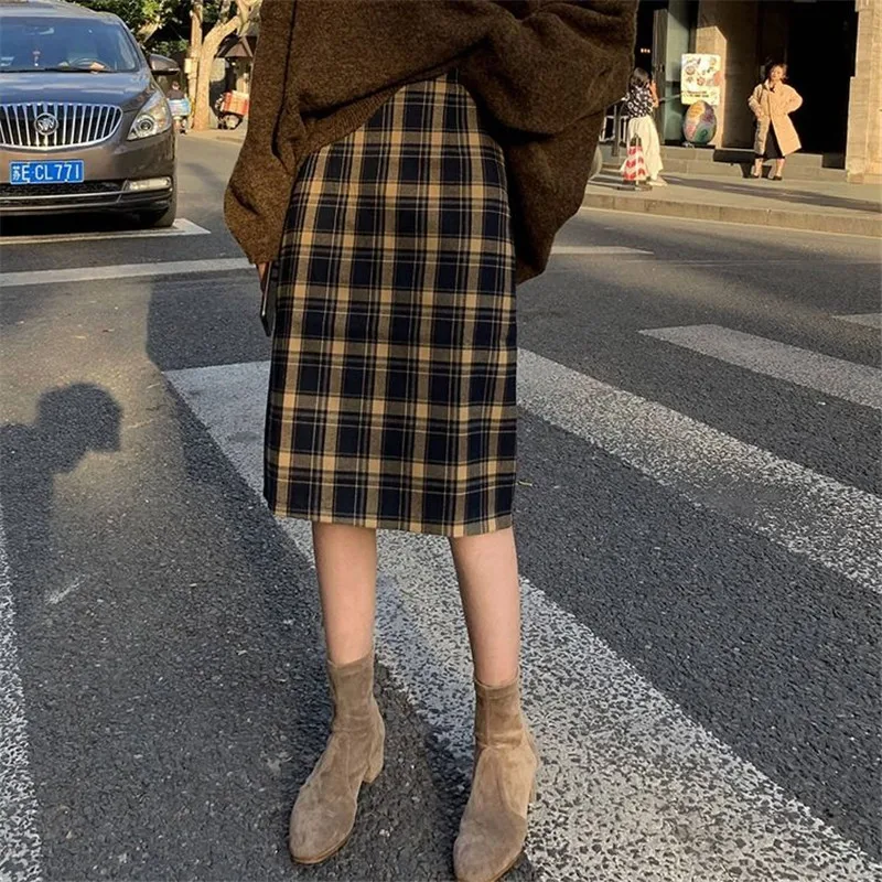 

Elegant plaid Women Long Skirts Autumn Plus Size Pencil Long Lady Skirt Female Vintage Warm Wool Midi Skirts