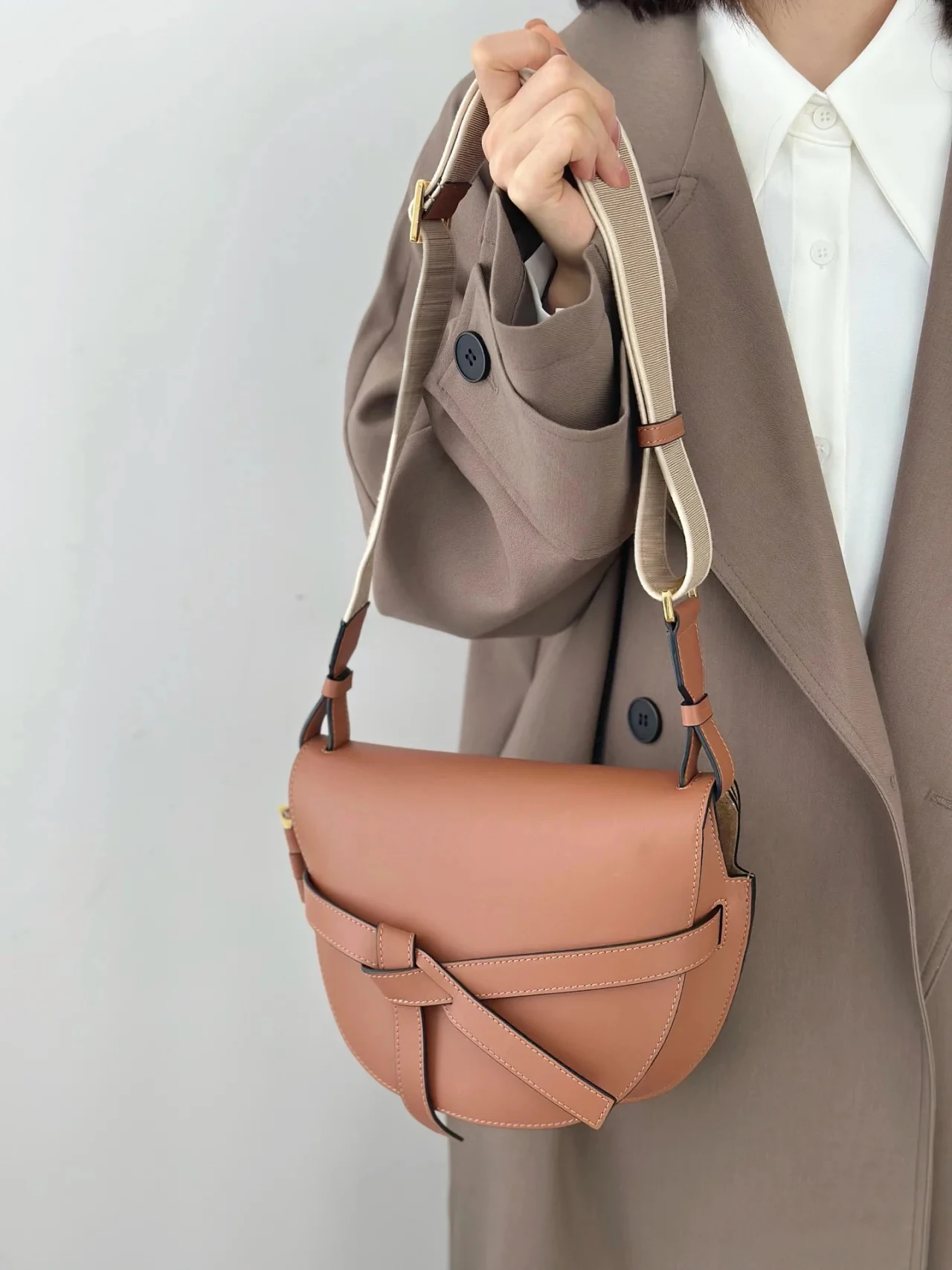 2023 Luxury Designer Genuine Leather Brand Gate Shoulder Bag Real Skin Chain Black Handbag Casual Commuter Shopping Puzzle Bag