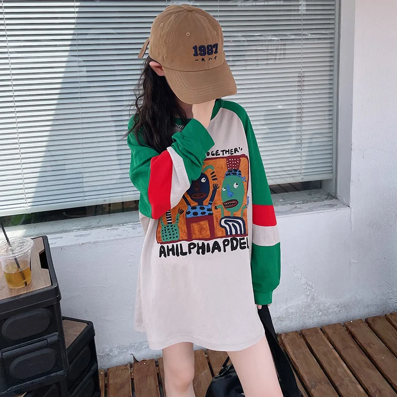 

Детская длинная футболка с мультяшным принтом, на 8-10 лет