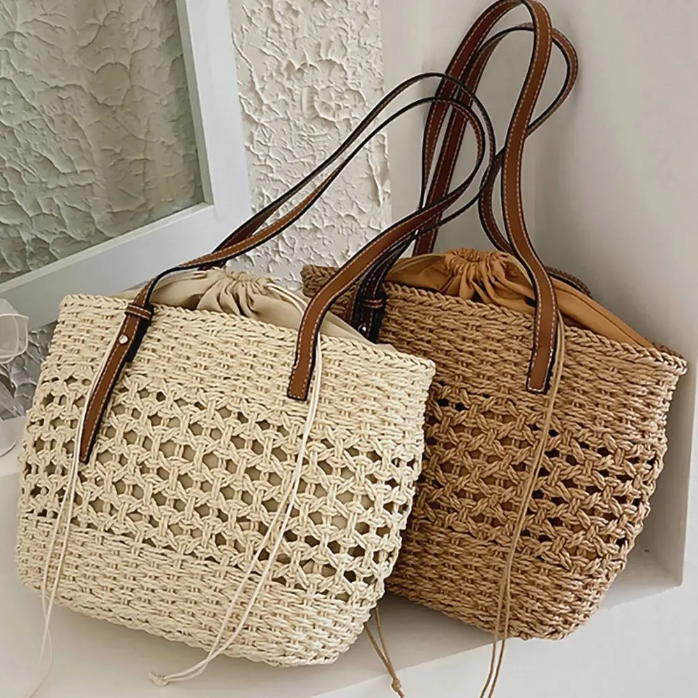 

2022 New Female Bucket Style Beach Handbags , Summer Straw Woven Shoulder Crossbody Bag , Women Holiday Straw Tote