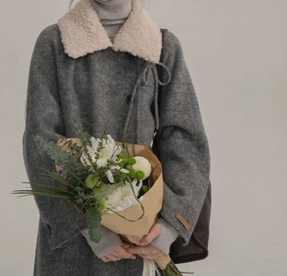 Французское шерстяное пальто в стиле Хепберн пэчворк с меховым воротником