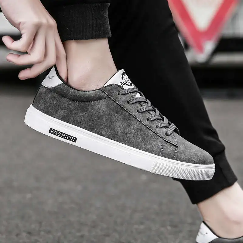 

Luxury Sport Men Designer Luxury 2022 New Men's Running Sneakers Massive Soles Sports Sneakers Flat Light Green Sneakers Tennis