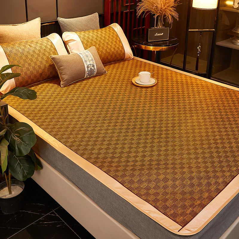 

Plant Fiber Rattan Mat with Wide Edging Summer Anti Slip Dense Weaving Washable