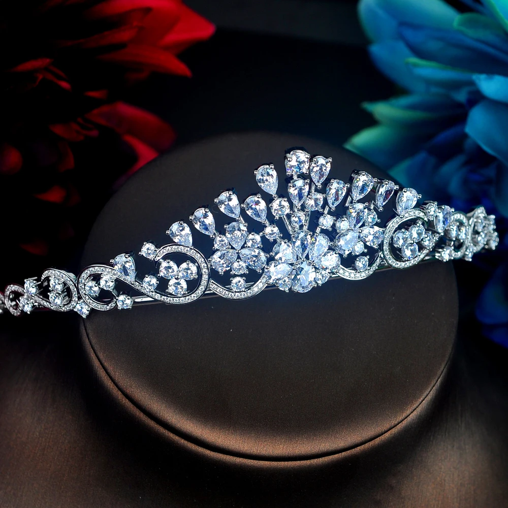 

Модная повязка на голову принцесса для выпускного Корона инкрустация искусственная расческа свадебные аксессуары для волос модная повязка на голову ювелирные изделия