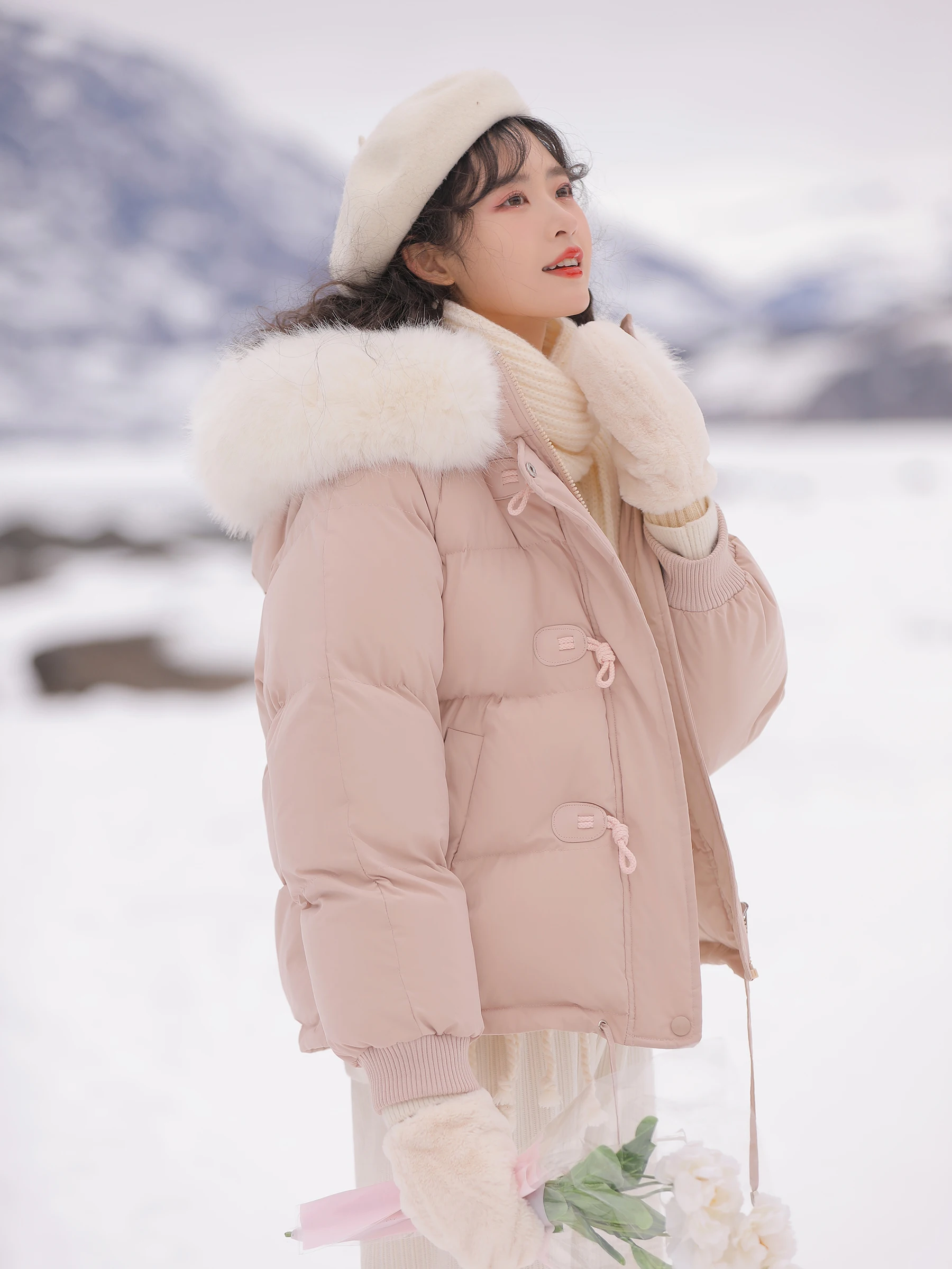 2022 New Cow Horn Buckle Design Down Cotton Coat Small Short Cotton Coat Cotton Coat Women's Winter Wear