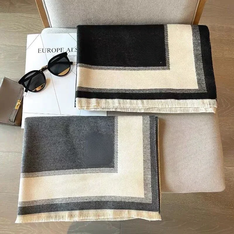 Роскошный фирменный шарф 2023