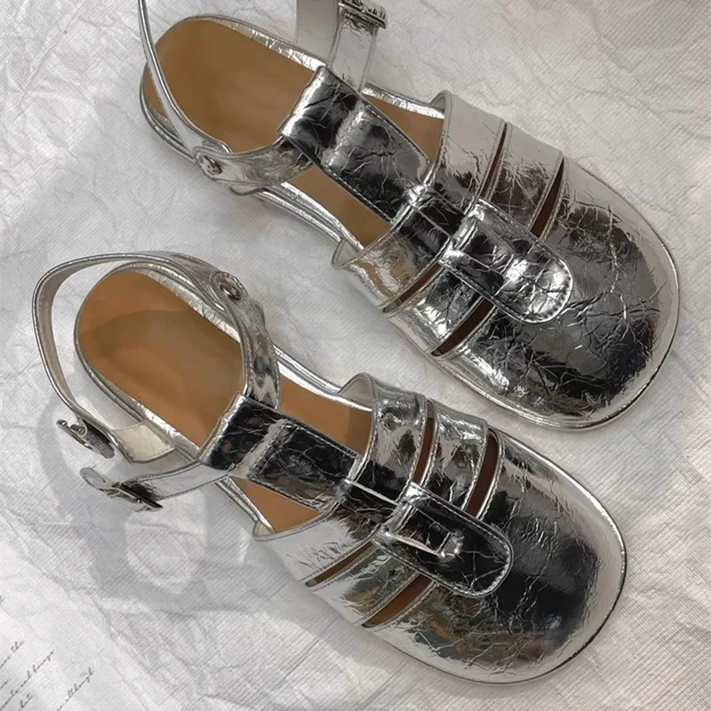 

Maxdutti Британская мода блоггер ретро кожаные серебряные полые сандалии женские повседневные римские плоские сандалии женские