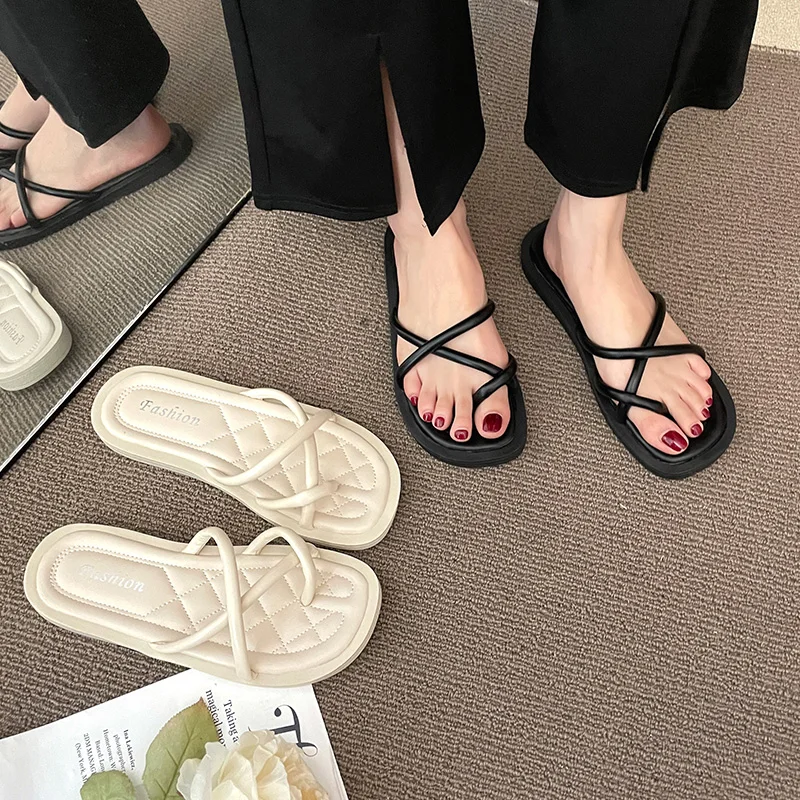 

Женские шлепанцы на плоской подошве, летние шлепанцы, Модные низкие пляжные Роскошные резиновые простые туфли в римском стиле из искусстве...